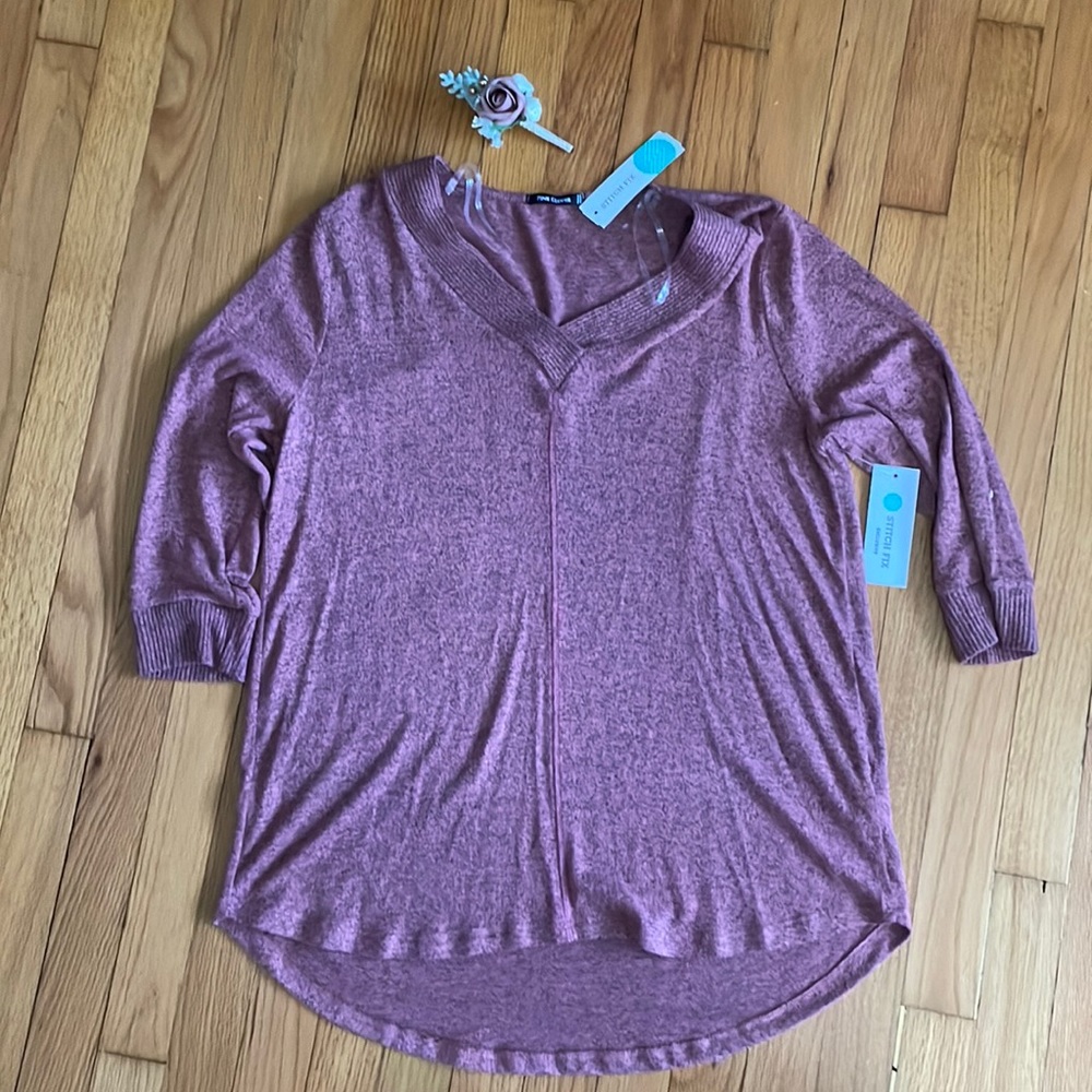 Womens Pink Clover sweater